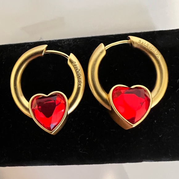 Balenciaga Force Heart Earrings - Picture 8 of 10